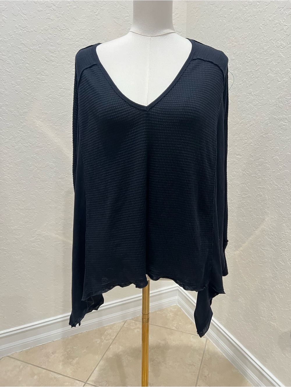 Free People Small - Picture 2 of 3